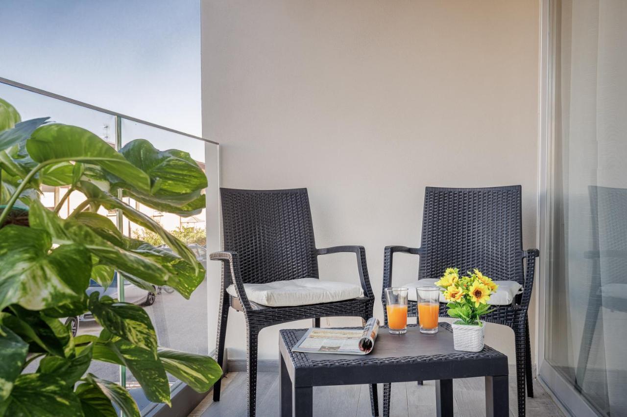 Siena Living Apartment Exterior photo