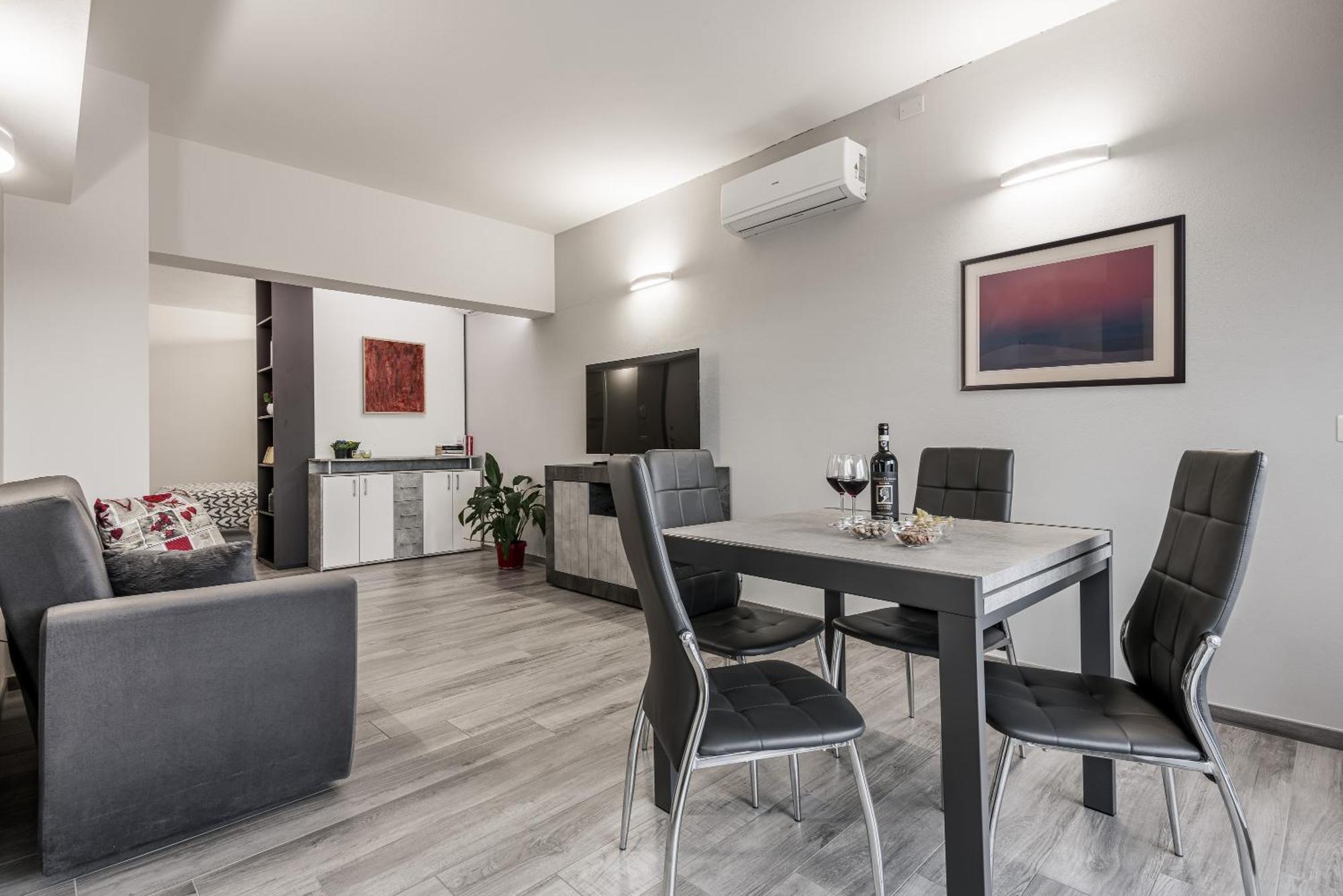 Siena Living Apartment Exterior photo